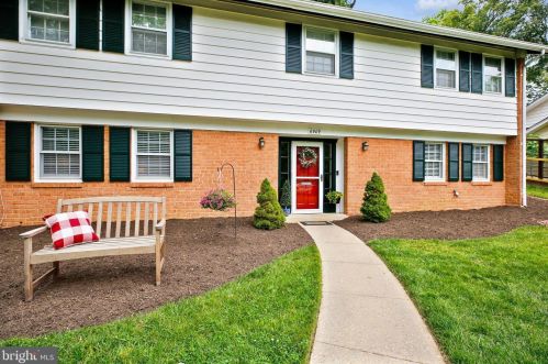 6909 Breezewood Ter, Rockville, MD 20852-4323