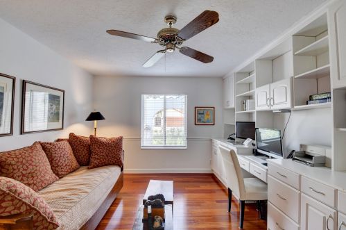 2326 23 Cranbrook Dr, Boynton Beach FL 33436-5711 exterior