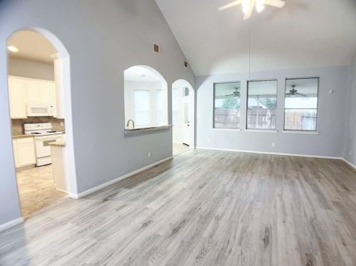 7011 Mira Blossom Dr, Humble TX 77346-3368 exterior