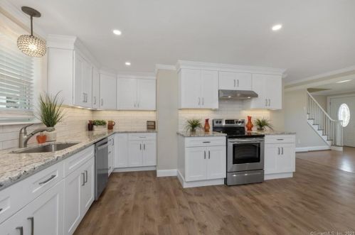 112 East St, New Britain CT  06051-3645 exterior