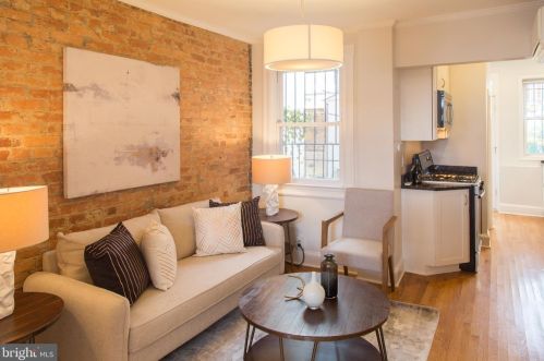 3551 6th St, Washington, DC 20010-1705