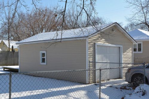 2103 Miles Ave, Kalamazoo MI  49001-5132 exterior