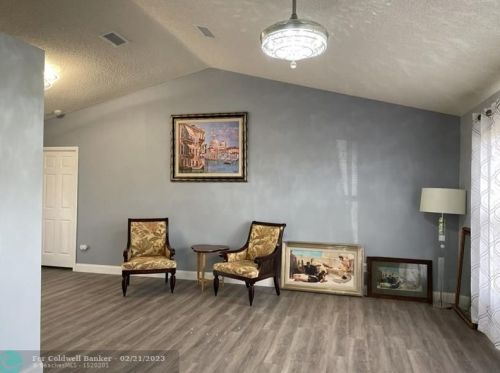 117 Sagamore Ter, Fort Pierce FL 34983-1262 exterior