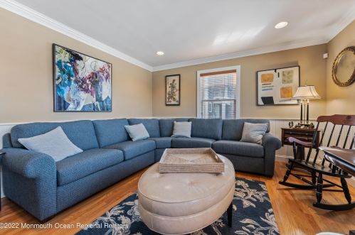 841 Main Ave, Point Pleasant Beach NJ  08742-5355 exterior