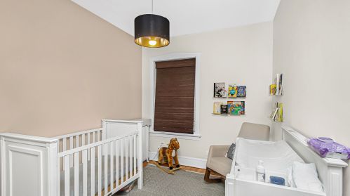 6211 Greenview Ave, Chicago IL  60660-1822 exterior