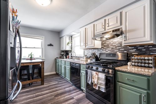 413 67th St, Milwaukee WI  53214-1743 exterior