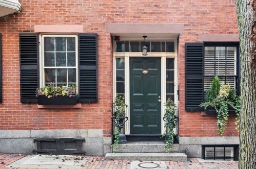 54 Pinckney St, Boston MA  02114 exterior