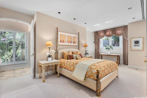 3239 Noela, Honolulu HI 96815 exterior