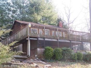 8235 Depot Pl, Manassas, VA 20112-3169