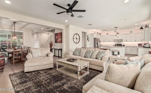 2052 Lantana Dr, Chandler AZ  85286-2170 exterior