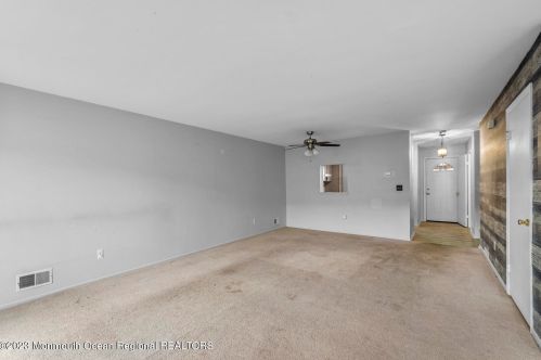 118 Joan Ct, Jackson Twp NJ 08527-2366 exterior