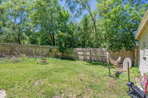 1608 Bank St, Kalamazoo MI 49001-2909 exterior