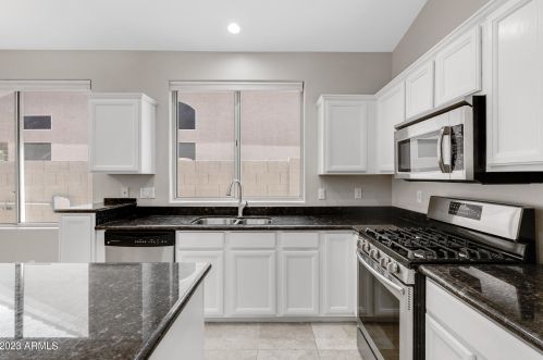 1339 Enfield Way, Chandler AZ 85286-6912 exterior