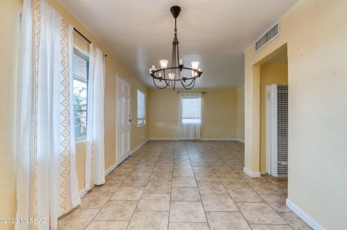 3009 Glenn St, Tucson AZ  85716-2141 exterior