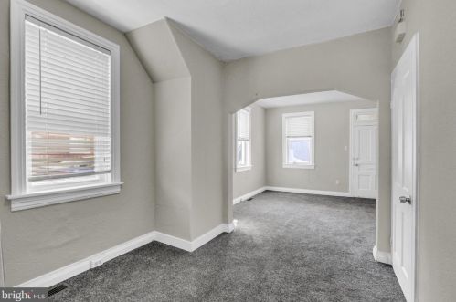 5 Boundary Ave, Hanover PA 17331-3906 exterior