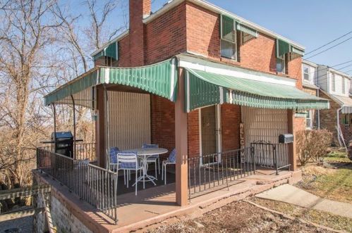 207 Bauman Ave, Pittsburgh, PA 15227-3302