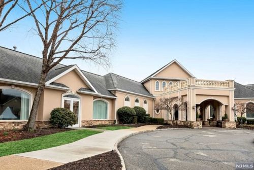 3326 Franklin Ln, Rockaway NJ 07866-5820 exterior