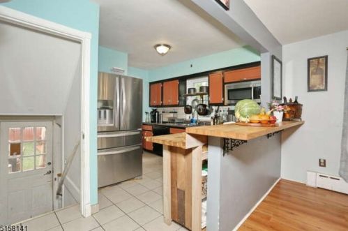 21 May St, Paterson NJ 07506-2637 exterior