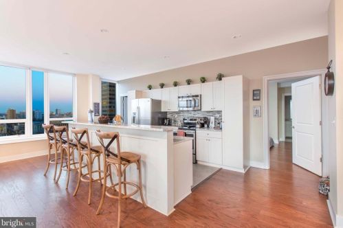 1920 Arch St, Philadelphia PA  19103-1444 exterior