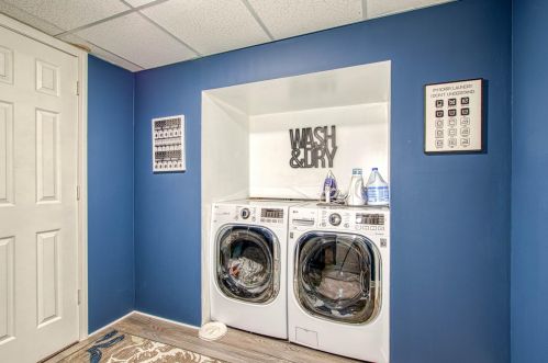 6610 Summer Shores Dr, Grand Rapids MI 49548-7002 exterior