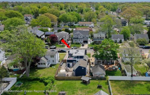 1231 Fleming Ave, Point Pleasant Beach NJ 08742-4040 exterior