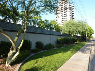 1020 Osborn Rd, Phoenix AZ  85014-5231 exterior