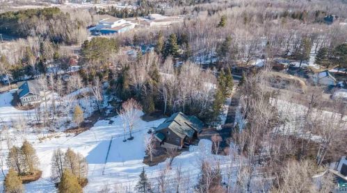 1901 Rice Lake Rd, Duluth MN 55811-4812 exterior