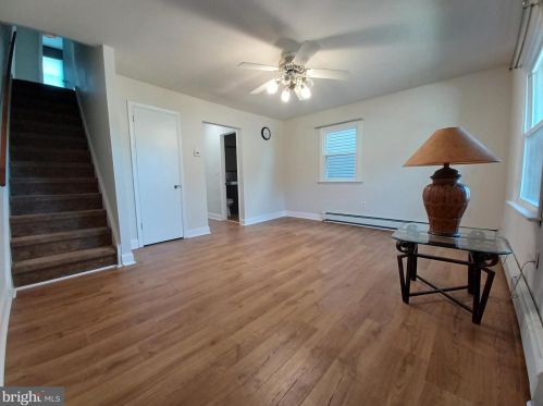 1114 Center Ave, Pottstown, PA 19464-5804