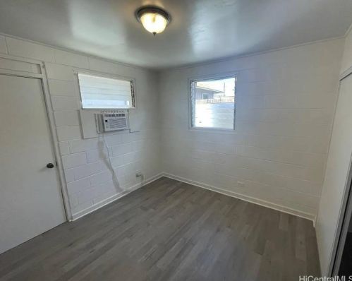 731 Paani St, Honolulu HI 96826-4223 exterior