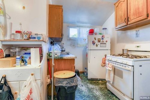 117 6 St, Paterson NJ 07508-2121 exterior