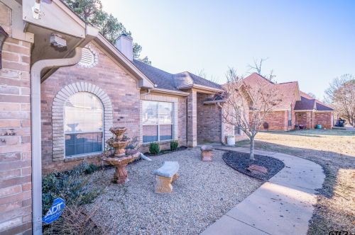 704 Cheryl St, Longview TX 75604-1044 exterior