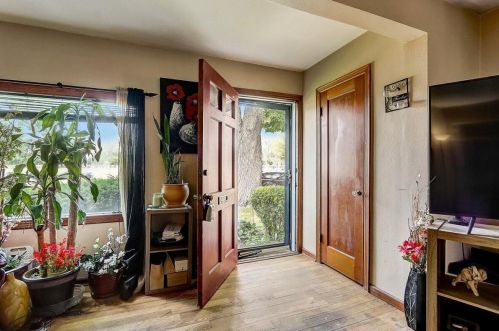 7245 Lisbon Ave, Milwaukee, WI 53216-2743