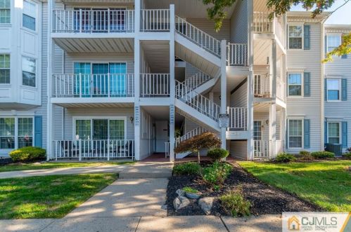 277 Kempsey Dr, New Brunswick, NJ 08902-4223