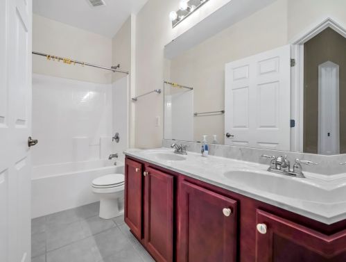 43 Magnolia Lake Dr, Defuniak Springs FL 32433-5252 exterior