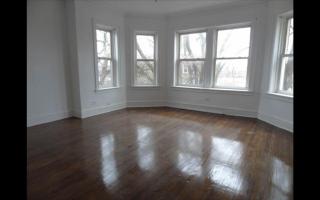 8509 Crandon Ave, Chicago IL  60617-2310 exterior