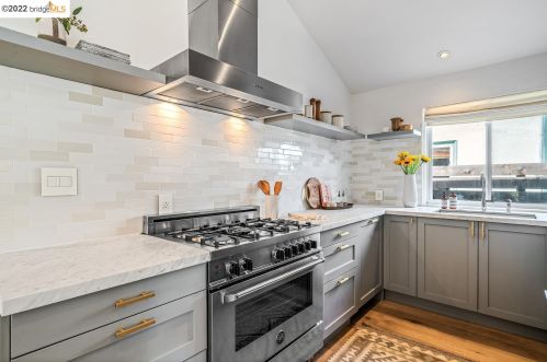 1256 Carrison St, Berkeley CA 94702-2410 exterior