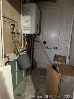 150 Babcock St, Hartford CT 06106-1304 exterior