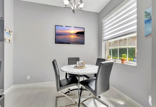 9647 Cres Vw Dr, Boynton Beach FL 33437-5929 exterior