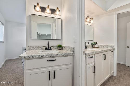 4665 21st Ave, Phoenix AZ  85015-4139 exterior