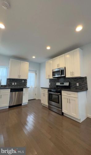 115 Allen St, Philadelphia PA 19125-4101 exterior