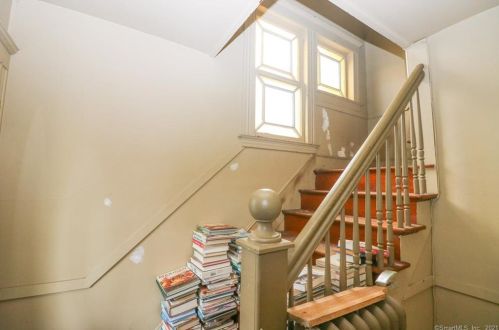 58 Pearl St, Torrington CT 06790-5229 exterior