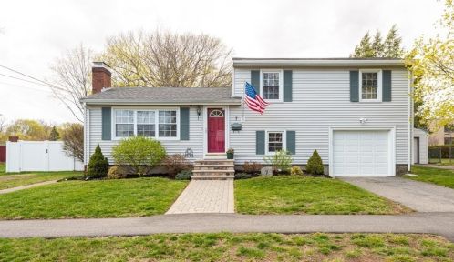 7 Kimberly Dr, Danvers, MA 01923-1923