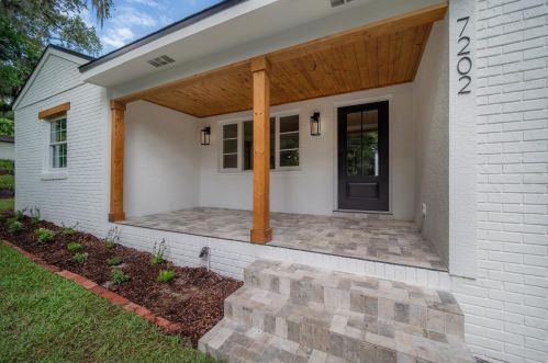 7202 15th St, Tampa FL  33610-1210 exterior