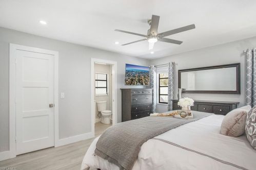 525 102 Ave, Naples FL 34108-3213 exterior