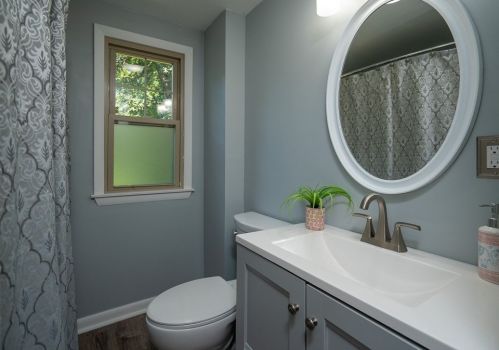 391 Massachusetts Ave, West Springfield MA 01089-2412 exterior