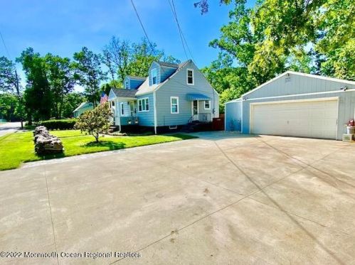 54 Fifth St, Old Bridge NJ exterior