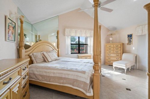 17370 Via Capri, Boca Raton FL 33496-2427 exterior