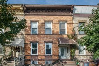 149 Kingsland Ave, Brooklyn NY  11222-5102 exterior