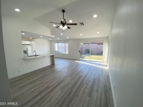 8418 Berkeley Rd, Phoenix AZ  85037-4146 exterior