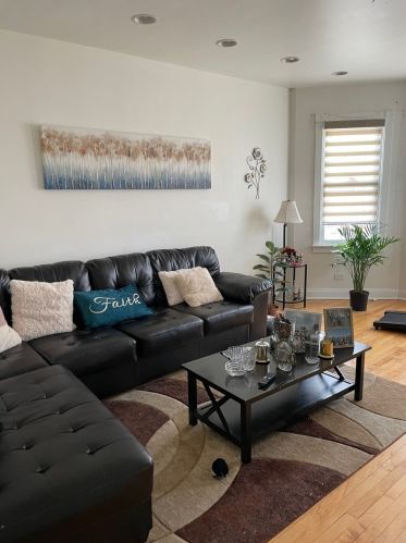 2947 Lawndale Ave, Chicago IL 60655-3313 exterior